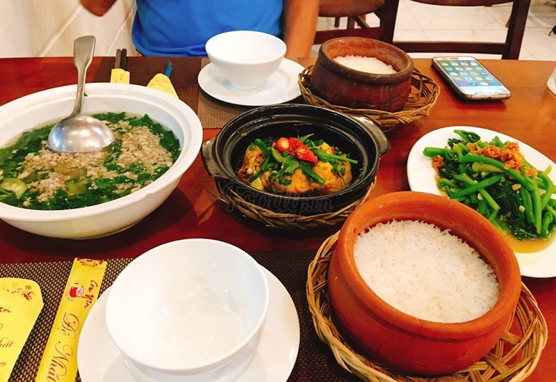 cơm niêu Long Thành